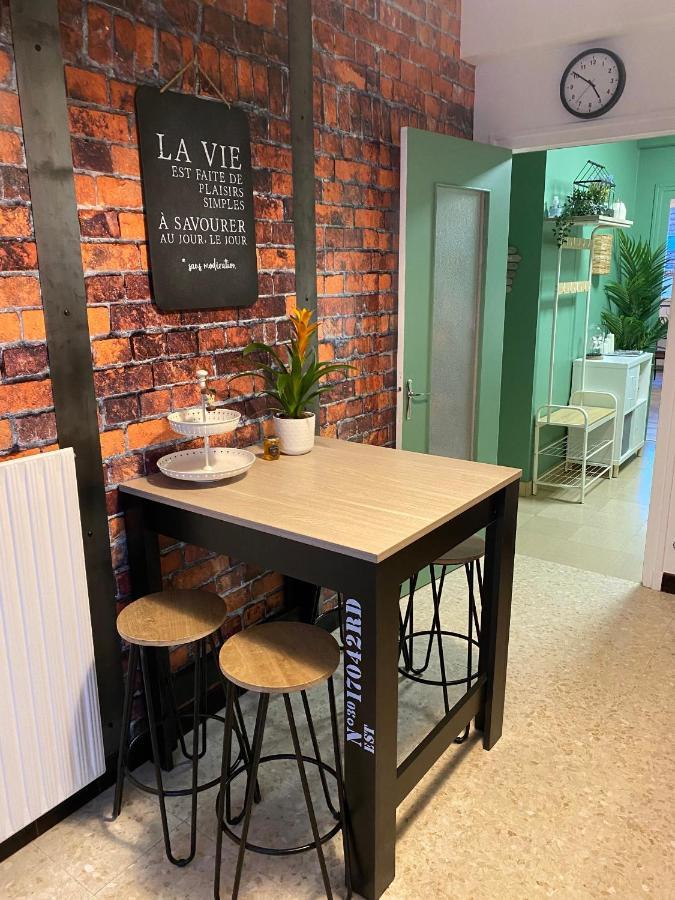 Le Patio Apartment Montceau-les-Mines Bagian luar foto